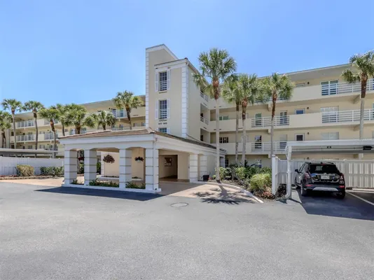 Property Slideshow image 2 of 38 | 925 wexford blvd blvd, Venice, FL, 34293