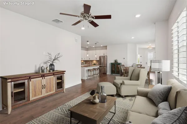 Property Slideshow image 3 of 31 | 13890 kingfisher glen dr, Lithia, FL, 33547