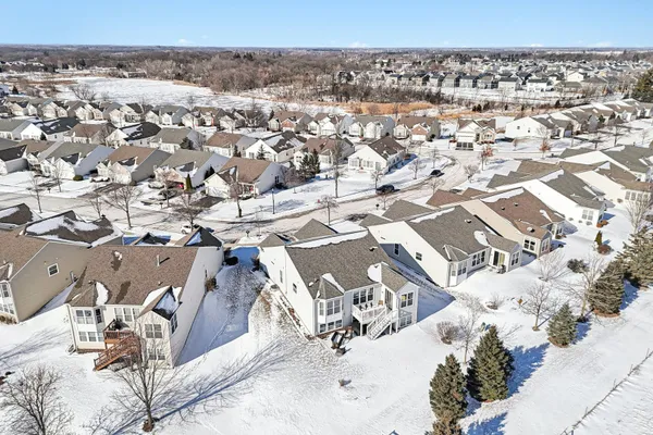 Property Slideshow image 2 of 69 | 3251 sheridan ln, Mundelein, IL, 60060