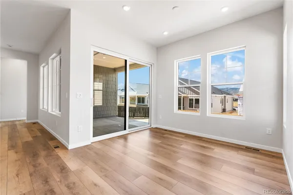 Property Slideshow image 3 of 33 | 11104 amber light cir, Littleton, CO, 80125