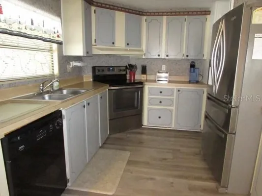 Property Slideshow image 2 of 26 | 1014 dustin dr, Lady Lake, FL, 32159