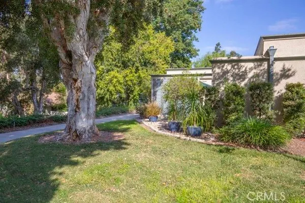 Property Slideshow image 2 of 23 | 111 via estrada a, Laguna Woods, CA, 92637