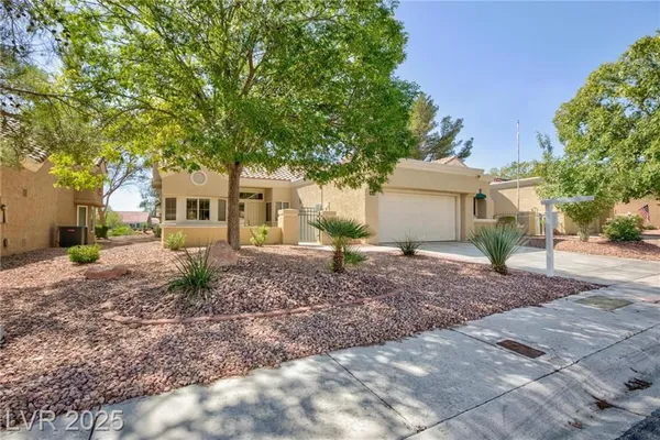 Property Slideshow image 2 of 39 | 8925 litchfield ave, Las Vegas, NV, 89134