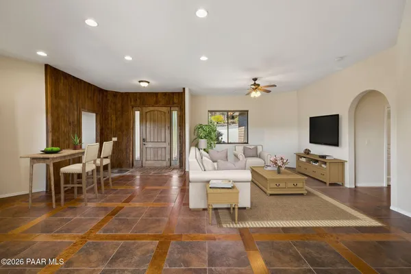 Property Slideshow image 3 of 59 | 705 sunrise blvd, Prescott, AZ, 86301