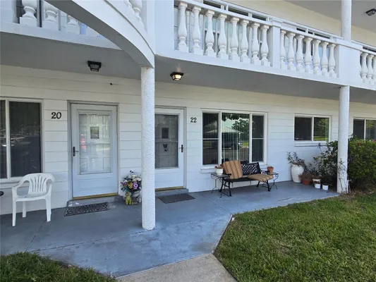 Property Slideshow image 2 of 19 | 2428 columbia dr 22, Clearwater, FL, 33763