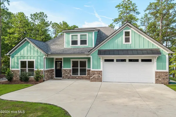 Property Slideshow image 3 of 64 | 208 stafford pl, Mccormick, SC, 29835