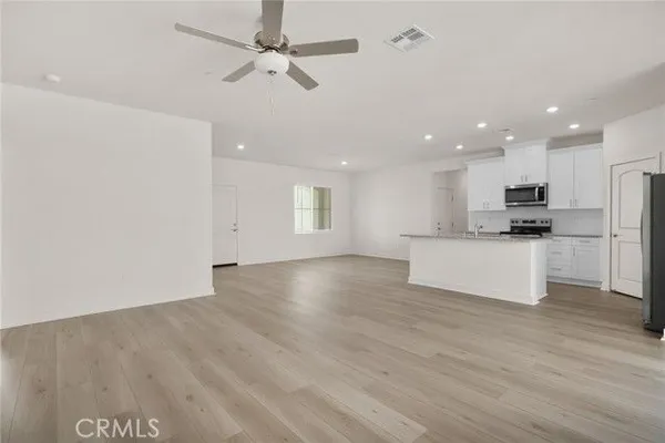 Property Slideshow image 3 of 5 | 14773 indigo rd, Apple Valley, CA, 92307