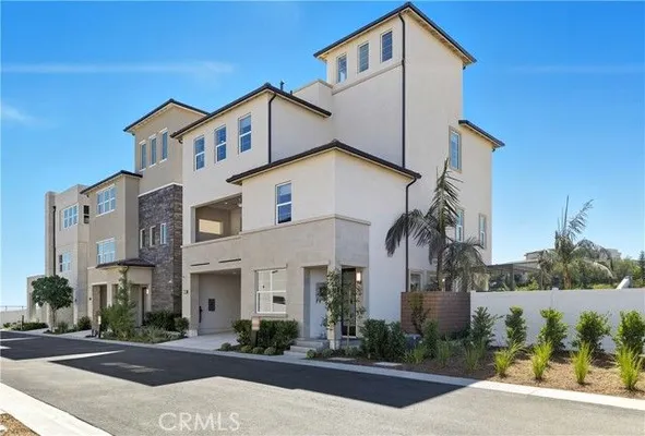 Property Slideshow image 3 of 18 | 528 marlow ln, Montebello, CA, 90640