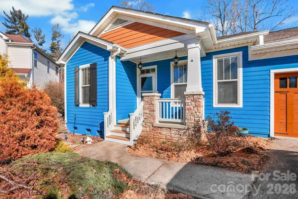 Property Slideshow image 3 of 41 | 4 hoolet ct, Candler, NC, 28715