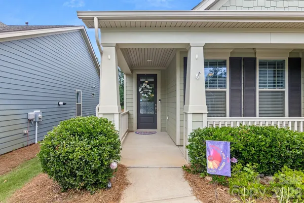 Property Slideshow image 3 of 44 | 8416 festival way, Charlotte, NC, 28215