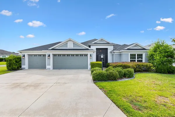 Property Slideshow image 3 of 47 | 5868 wood stork way, The Villages, FL, 32163