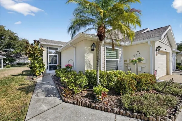 Property Slideshow image 3 of 67 | 2407 nantucket harbor loop 49, Sun City Center, FL, 33573