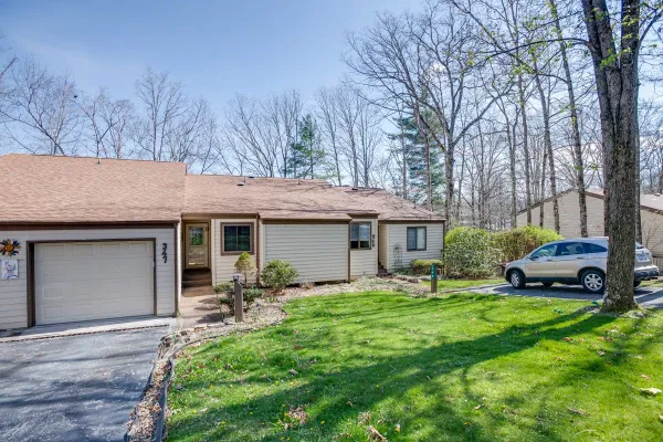 Property Slideshow image 2 of 36 | 347 lake catherine cir, Crossville, TN, 38558