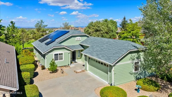 Property Slideshow image 2 of 43 | 1400 st george cir, Prescott, AZ, 86301