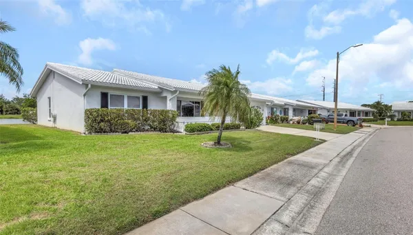 Property Slideshow image 2 of 78 | 9220 40th st, Pinellas Park, FL, 33782