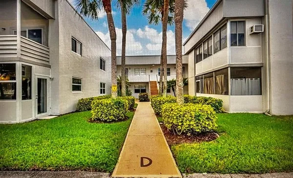 Property Slideshow image 3 of 7 | 154 normandy d # 154, Delray Beach, FL, 33484