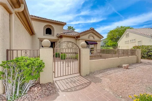 Property Slideshow image 2 of 71 | 2401 sierra sage st, Las Vegas, NV, 89134