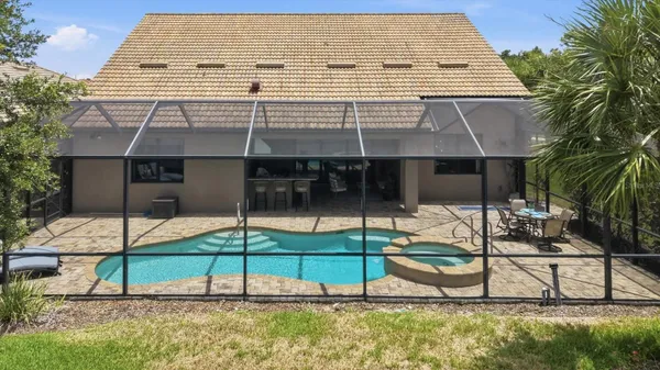 Property Slideshow image 2 of 68 | 17203 corinna pl, Lakewood Ranch, FL, 34202