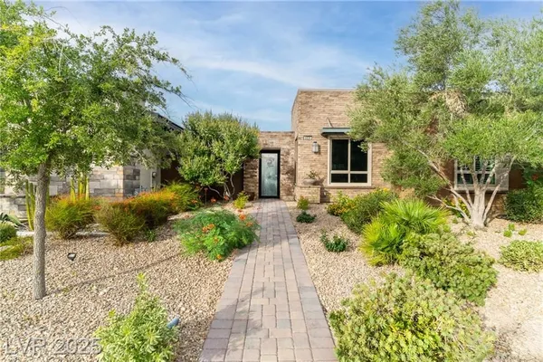 Property Slideshow image 2 of 93 | 6826 regency crest ave, Las Vegas, NV, 89148