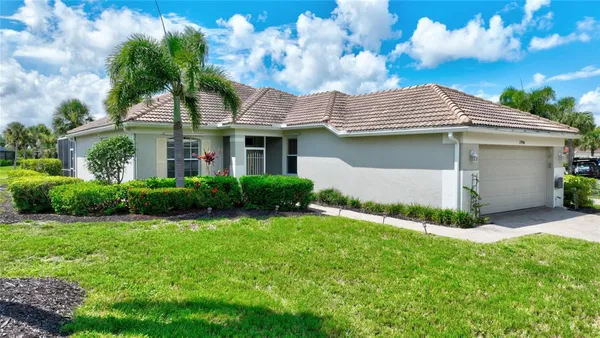 Property Slideshow image 2 of 34 | 17900 courtside landings cir, Punta Gorda, FL, 33955