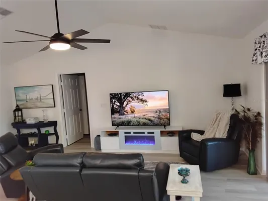 Property Slideshow image 3 of 16 | 11246 sw 73rd cir, Ocala, FL, 34476