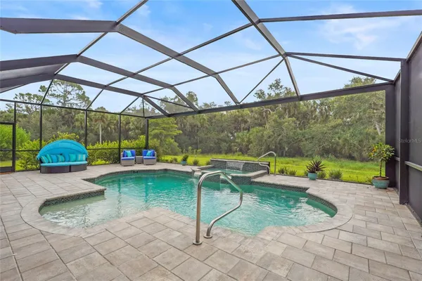 Property Slideshow image 2 of 41 | 10179 milky way cir, Sarasota, FL, 34241