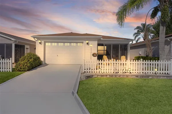 Property Slideshow image 2 of 44 | 2063 thornton ter, The Villages, FL, 32162