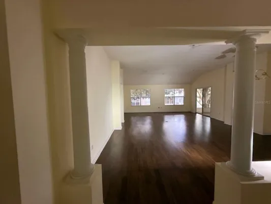 Property Slideshow image 2 of 12 | 1109 monterey ln, Lady Lake, FL, 32159