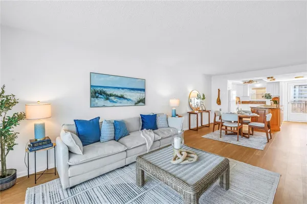 Property Slideshow image 3 of 35 | 9 haig pl 510, Dunedin, FL, 34698