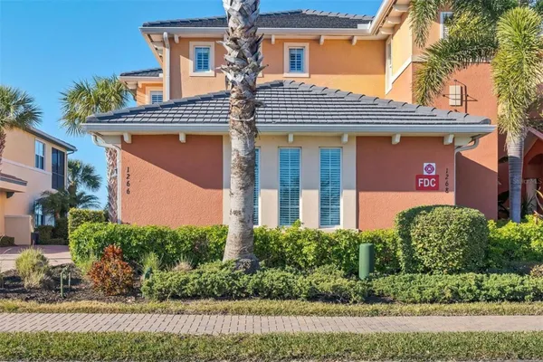 Property Slideshow image 3 of 68 | 1266 riverscape st a, Bradenton, FL, 34208