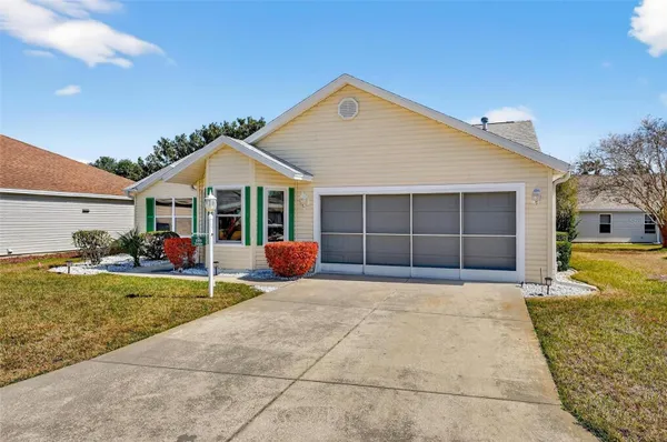 Property Slideshow image 3 of 60 | 1305 la estrellita way, The Villages, FL, 32162