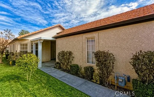 Property Slideshow image 3 of 30 | 19028 stoddard way, Apple Valley, CA, 92308