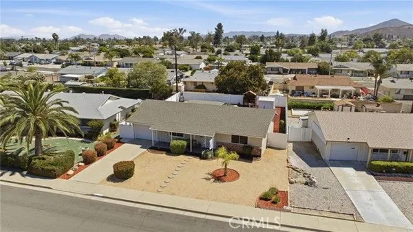 Property Slideshow image 3 of 28 | 29140 prestwick rd, Menifee, CA, 92586