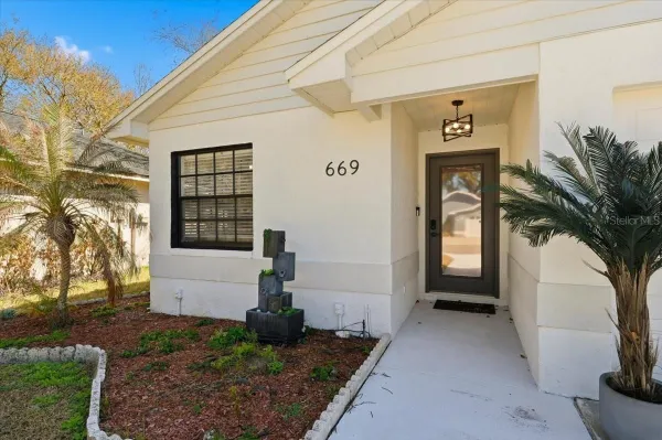 Property Slideshow image 3 of 32 | 669 eagle run, Lakeland, FL, 33809