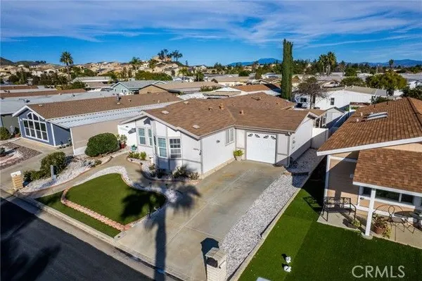 Property Slideshow image 3 of 49 | 38094 calle amigable, Murrieta, CA, 92563