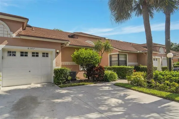 Property Slideshow image 2 of 33 | 8347 sunmeadow ln # 8347, Boca Raton, FL, 33496