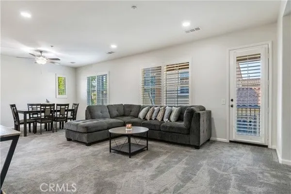 Property Slideshow image 3 of 38 | 4313 owens st 102, Corona, CA, 92883
