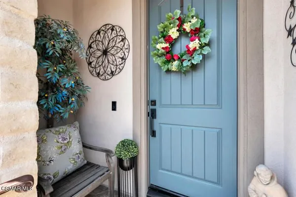 Property Slideshow image 2 of 50 | 5003 inglenook dr, Camarillo, CA, 93012