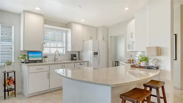 Property Slideshow image 2 of 81 | 5867 helicon pl, Sarasota, FL, 34238