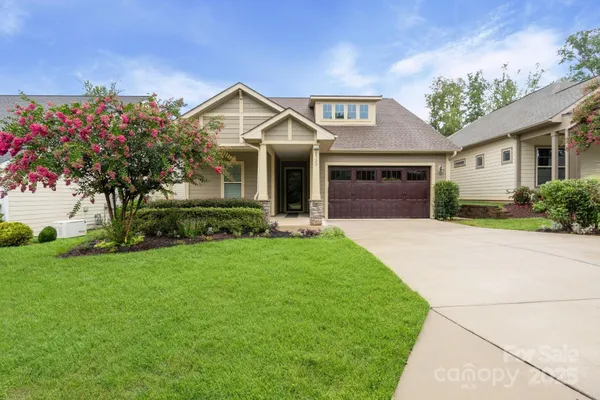 Property Slideshow image 3 of 47 | 6723 shoal creek dr, Denver, NC, 28037
