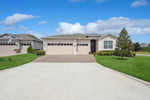 Property Slideshow image 2 of 38 | 3524 litchfield ct, Clermont, FL, 34711