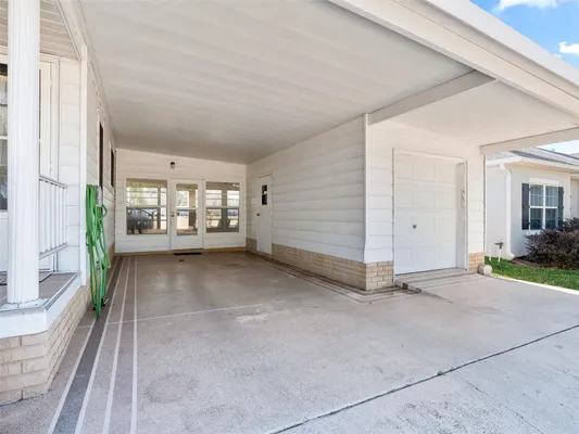 Property Slideshow image 2 of 32 | 920 saint andrews blvd, Lady Lake, FL, 32159