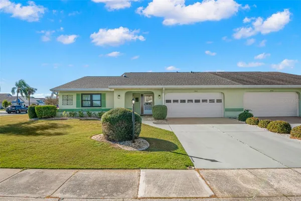 Property Slideshow image 2 of 51 | 302 linger ln, Sun City Center, FL, 33573