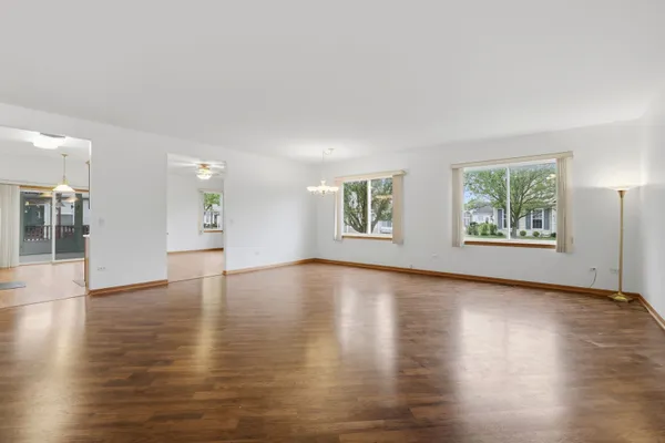 Property Slideshow image 2 of 26 | 13806 s hickory ln, Plainfield, IL, 60544