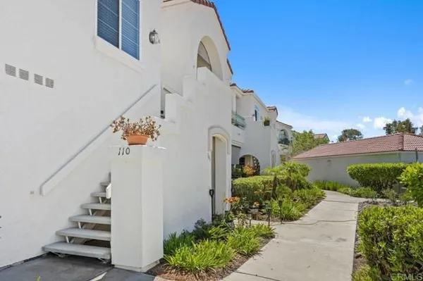 Property Slideshow image 2 of 48 | 3325 genoa way unit 110, Oceanside, CA, 92056