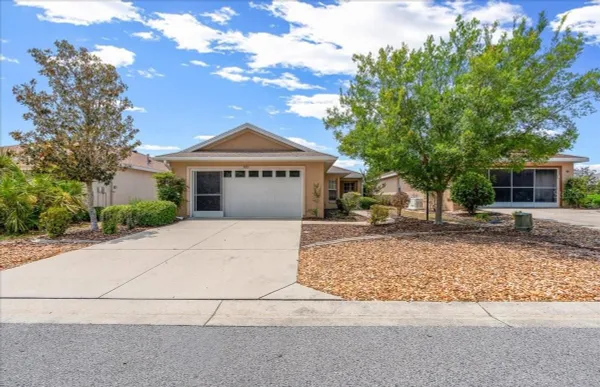 Property Slideshow image 2 of 44 | 9183 sw 102nd cir, Ocala, FL, 34481