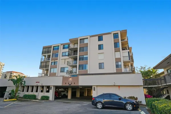 Property Slideshow image 3 of 30 | 6269 palma del mar blvd 608, St Petersburg, FL, 33715
