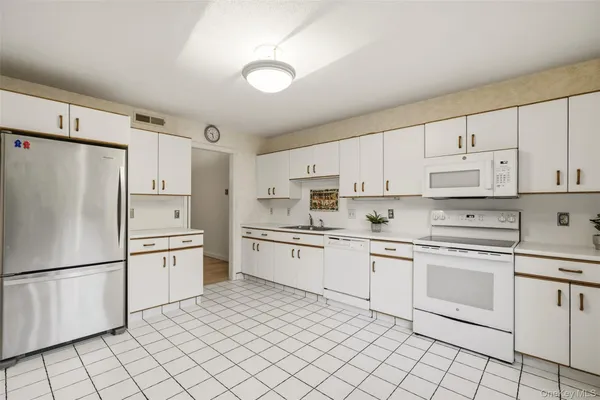 Property Slideshow image 2 of 34 | 606 heritage hills dr c, Somers, NY, 10589