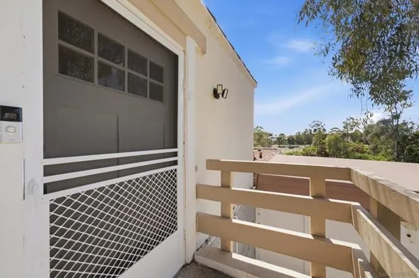 Property Slideshow image 2 of 50 | 3621 s vis 88, Oceanside, CA, 92057