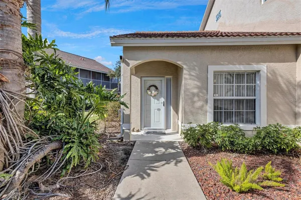 Property Slideshow image 2 of 42 | 5416 stoneybrook ln # 5416, Bradenton, FL, 34203